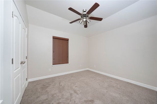 6803 Fox Hill Dr, Corpus Christi, TX 78413