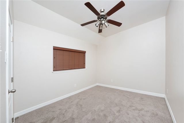 6803 Fox Hill Dr, Corpus Christi, TX 78413