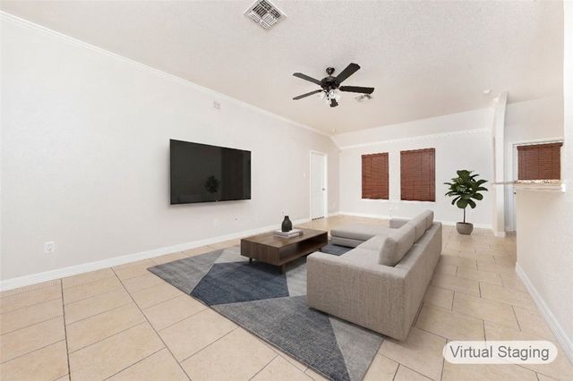 6803 Fox Hill Dr, Corpus Christi, TX 78413