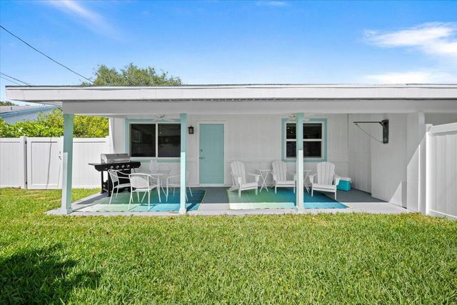 6075 Francis Street, Jupiter, FL 33458
