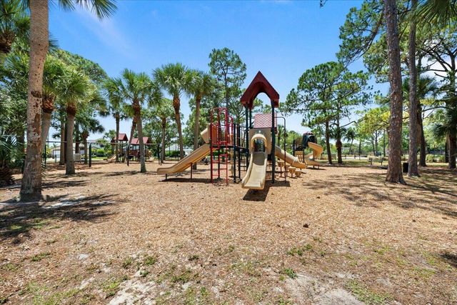 6075 Francis Street, Jupiter, FL 33458