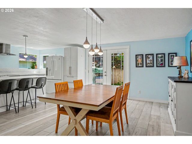 5492 KAFIR Dr, Keizer, OR 97303