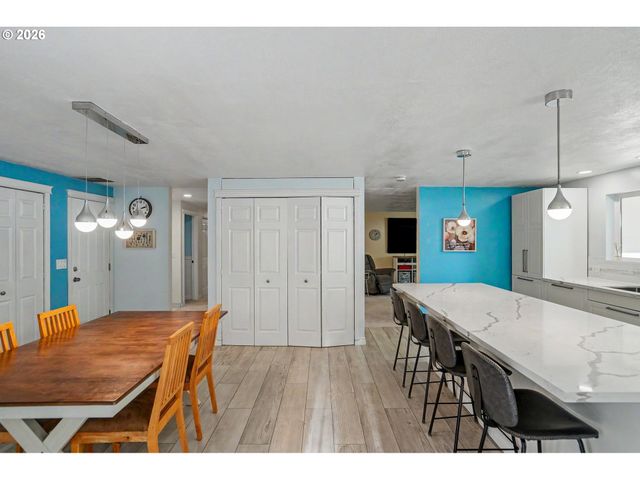 5492 KAFIR Dr, Keizer, OR 97303