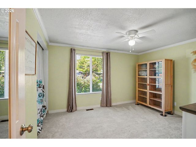 5492 KAFIR Dr, Keizer, OR 97303