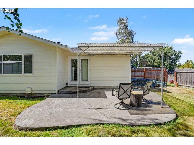 5492 KAFIR Dr, Keizer, OR 97303