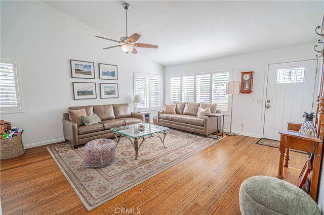 27872 Cherry Creek, Valencia, CA 91354