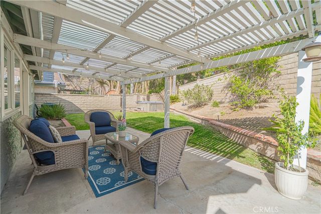 27872 Cherry Creek, Valencia, CA 91354