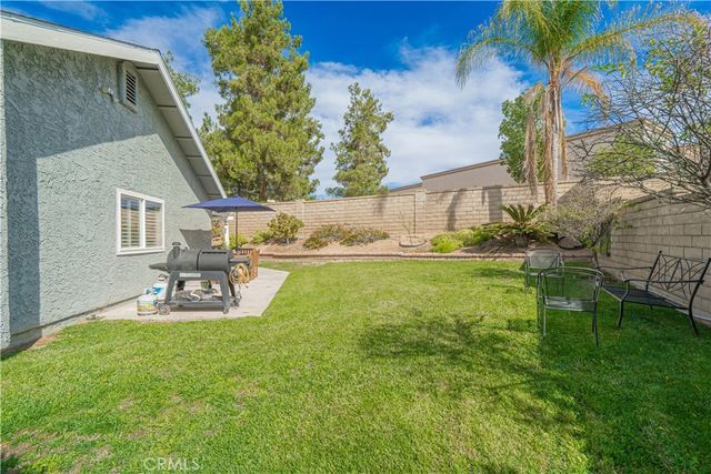 27872 Cherry Creek, Valencia, CA 91354