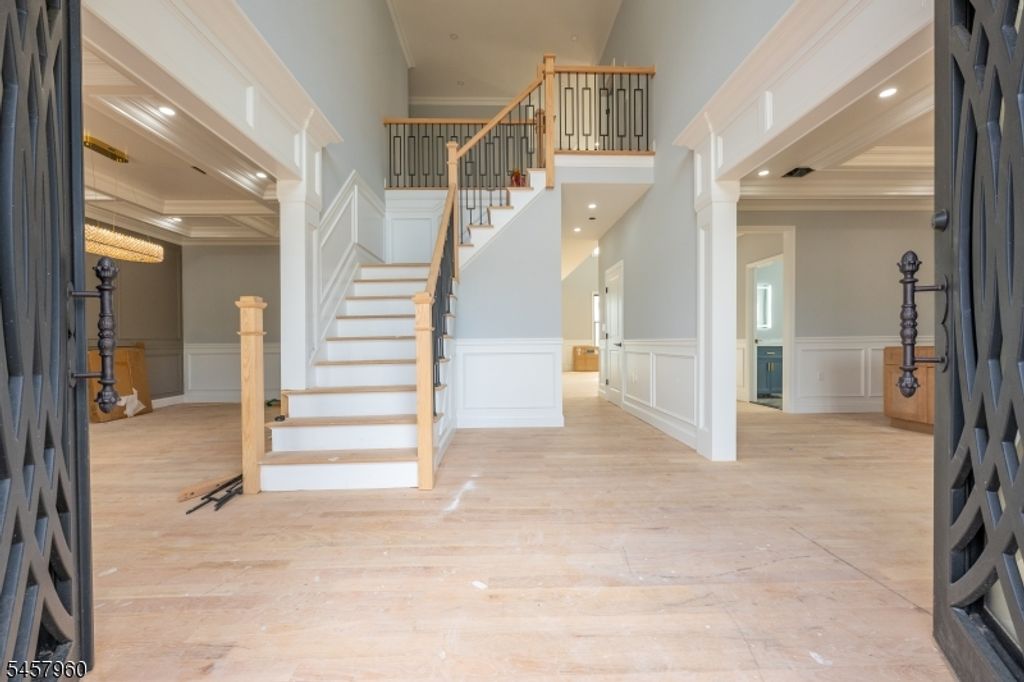 412 Gregory Rd, Paramus Boro, NJ 07652 — photo 3