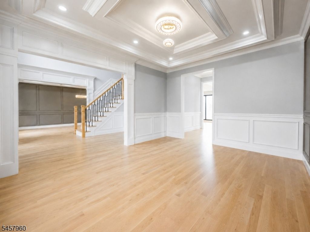 412 Gregory Rd, Paramus Boro, NJ 07652 — photo 4