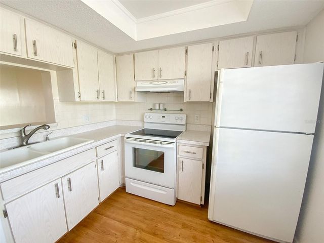 1370 HEATHER RIDGE BOULEVARD 204, Dunedin, FL 34698