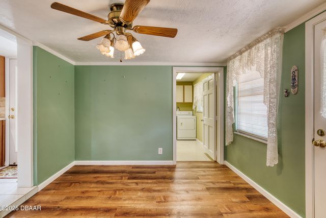 908 E 2nd Avenue, New Smyrna Beach, FL 32169