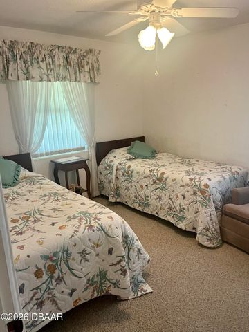 908 E 2nd Avenue E, New Smyrna Beach, FL 32169