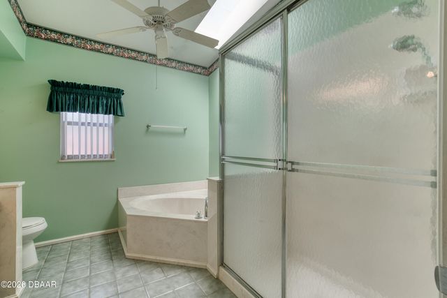 908 E 2nd Avenue, New Smyrna Beach, FL 32169