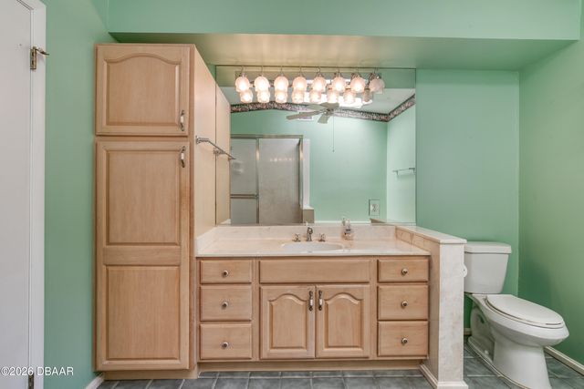 908 E 2nd Avenue, New Smyrna Beach, FL 32169