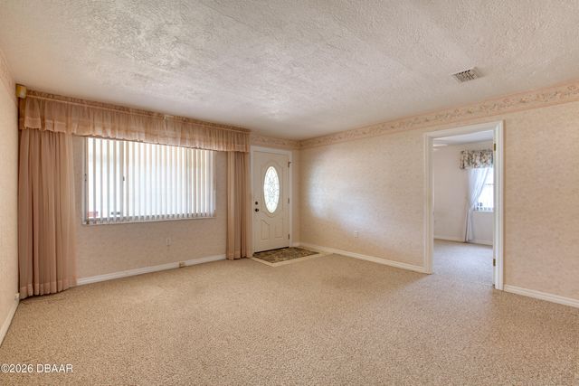 908 E 2nd Avenue, New Smyrna Beach, FL 32169