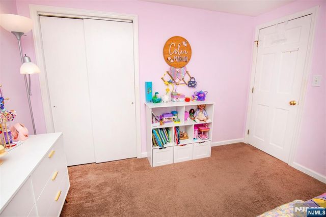 40 Maple Lane, Emerson, NJ 07630