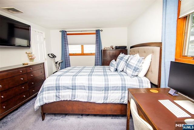 40 Maple Lane, Emerson, NJ 07630