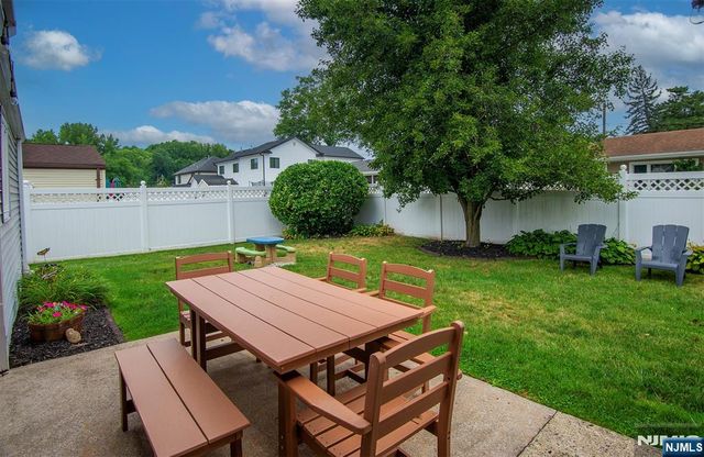 40 Maple Lane, Emerson, NJ 07630