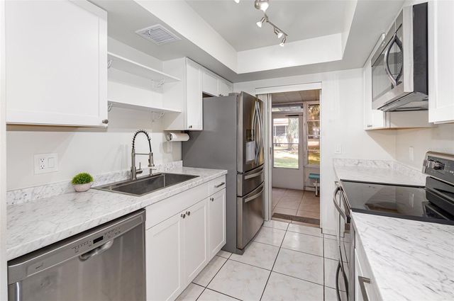 30 W MARBRISA WAY, Kissimmee, FL 34743