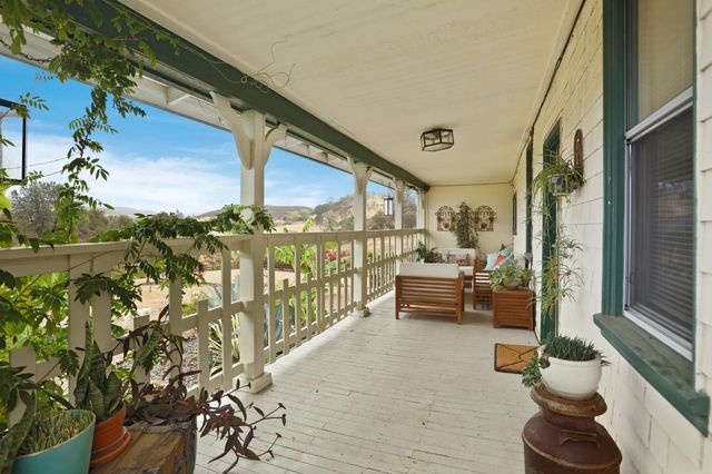 178 Carmel Rd, Burson, CA 95225