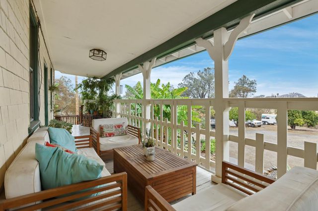 178 Carmel Rd, Burson, CA 95225