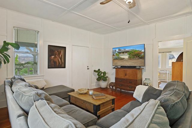 178 Carmel Rd, Burson, CA 95225