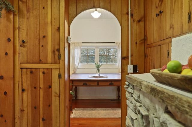 178 Carmel Rd, Burson, CA 95225