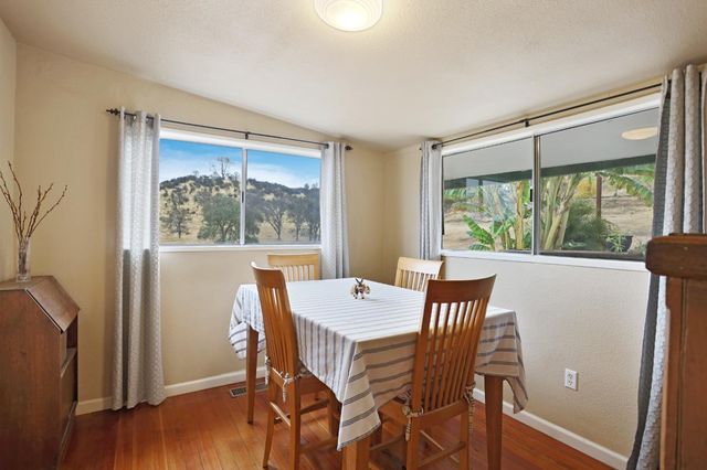 178 Carmel Rd, Burson, CA 95225