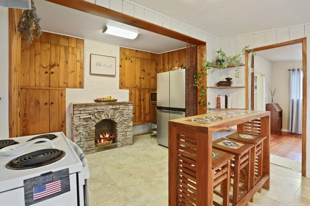 178 Carmel Rd, Burson, CA 95225