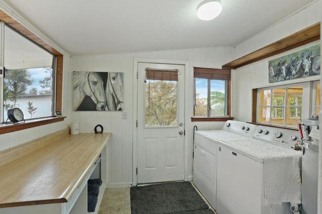 178 Carmel Rd, Burson, CA 95225