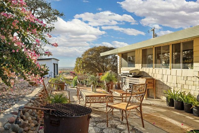 178 Carmel Rd, Burson, CA 95225