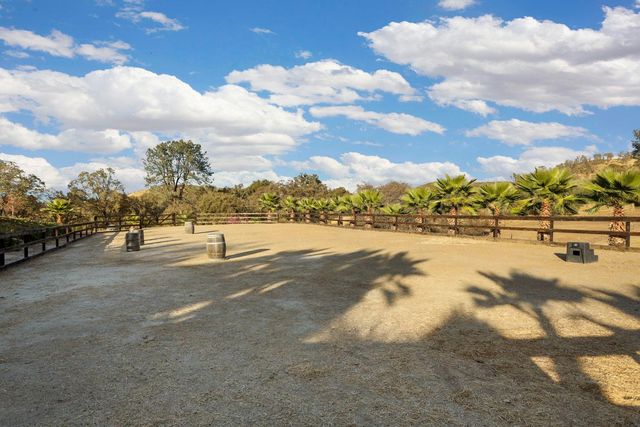 178 Carmel Rd, Burson, CA 95225