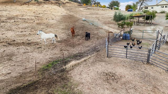 178 Carmel Rd, Burson, CA 95225