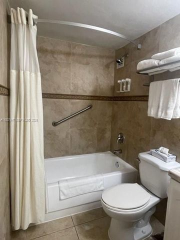 19201 Collins Avenue 714, Sunny Isles Beach, FL 33160
