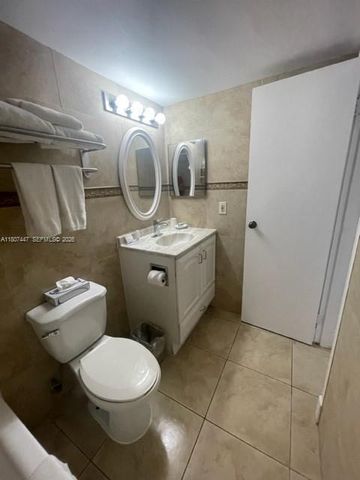 19201 Collins Avenue 714, Sunny Isles Beach, FL 33160