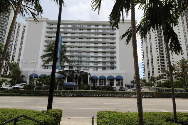19201 Collins Avenue 714, Sunny Isles Beach, FL 33160