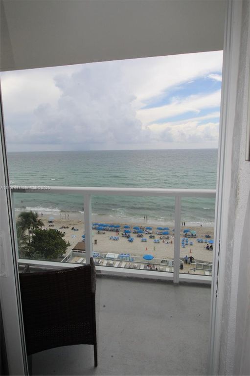 19201 Collins Avenue 714, Sunny Isles Beach, FL 33160