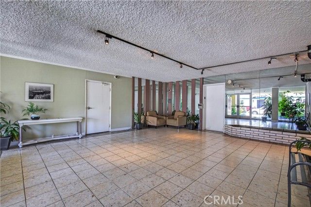 1187 East 3rd Street 305, Long Beach, CA 90802