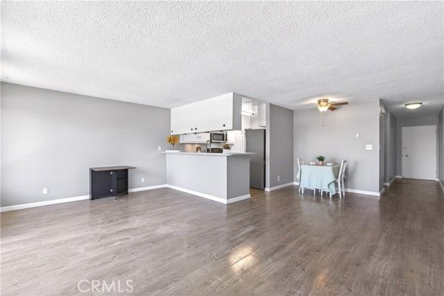 1187 East 3rd Street 305, Long Beach, CA 90802