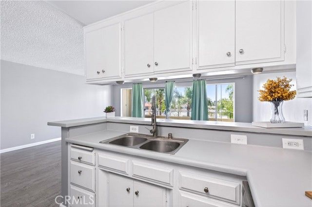 1187 East 3rd Street 305, Long Beach, CA 90802