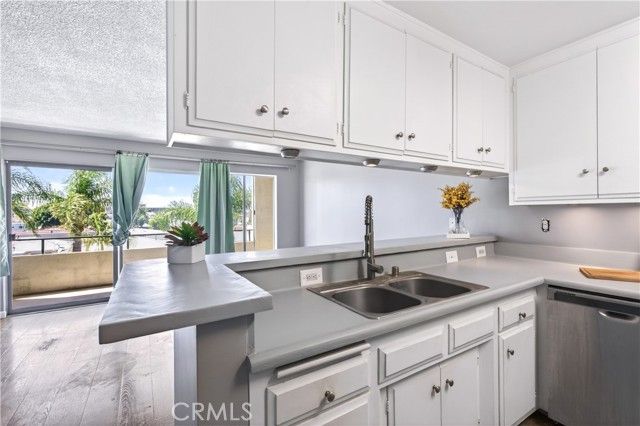 1187 East 3rd Street 305, Long Beach, CA 90802