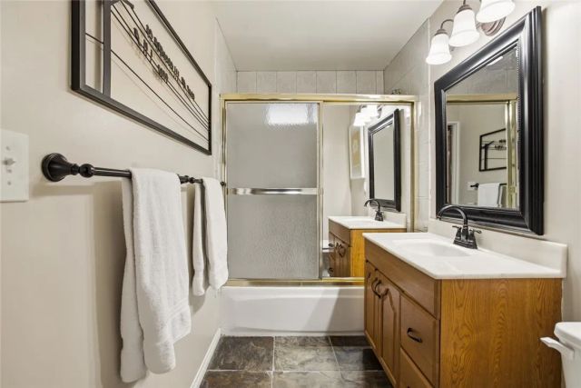 1946 Nob Hill, Running Springs, CA 92382