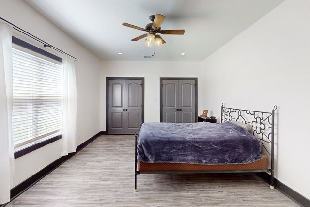10477 Acacia Lane, Hearne, TX 77859