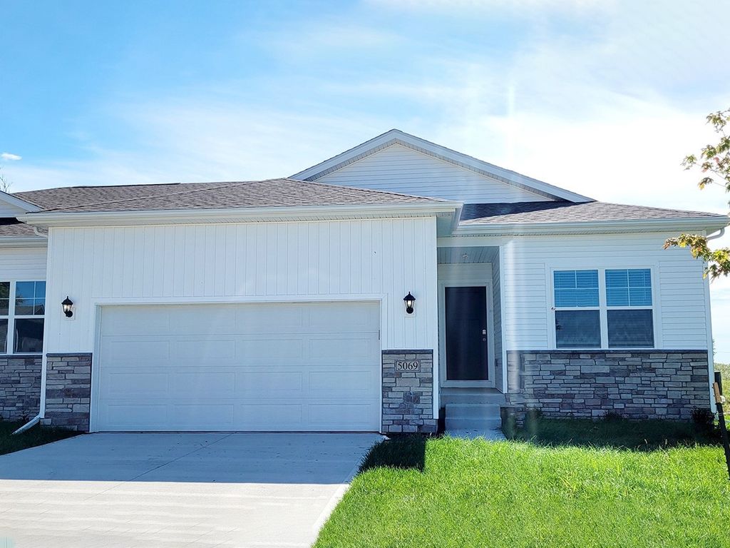2529 E 50th Court, Des Moines, IA 50317