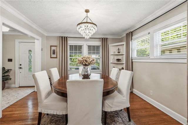 7241 Belleview Avenue, Kansas City, MO 64114