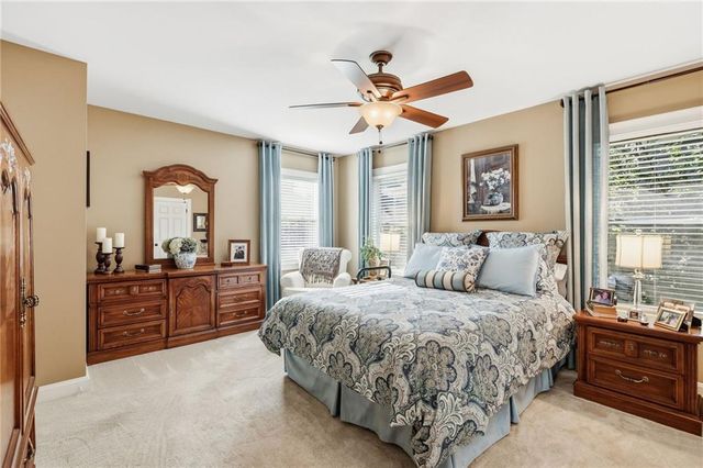 7241 Belleview Avenue, Kansas City, MO 64114