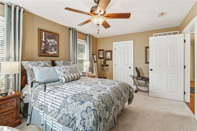 7241 Belleview Avenue, Kansas City, MO 64114