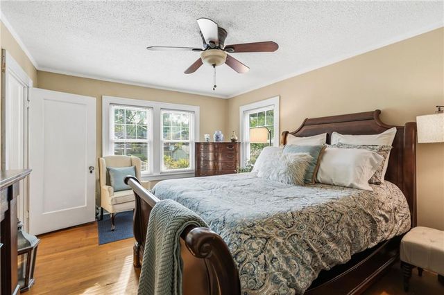 7241 Belleview Avenue, Kansas City, MO 64114