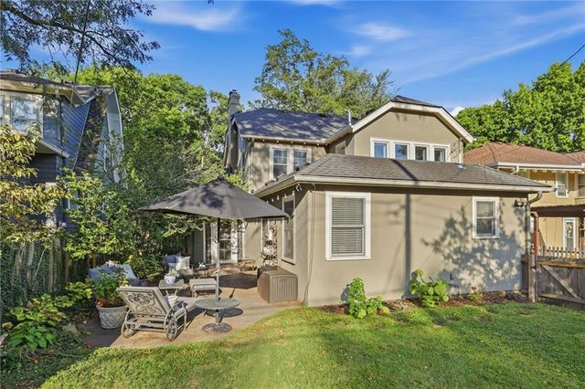 7241 Belleview Avenue, Kansas City, MO 64114
